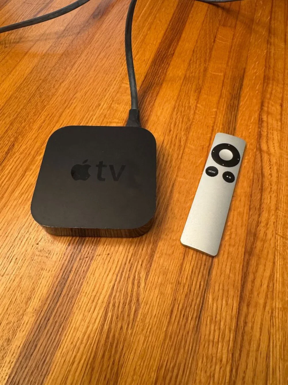 3rd Generation Apple TV with HDMI Cable and Remote